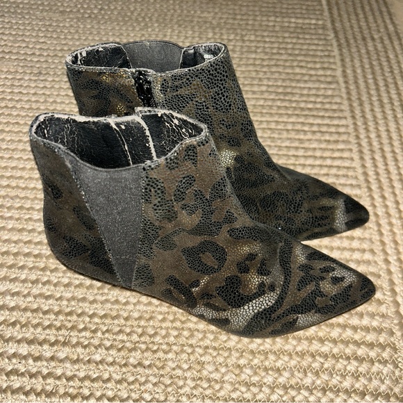 Donald J. Pliner Black and Brown Patterned Ankle Boots - Picture 2 of 4